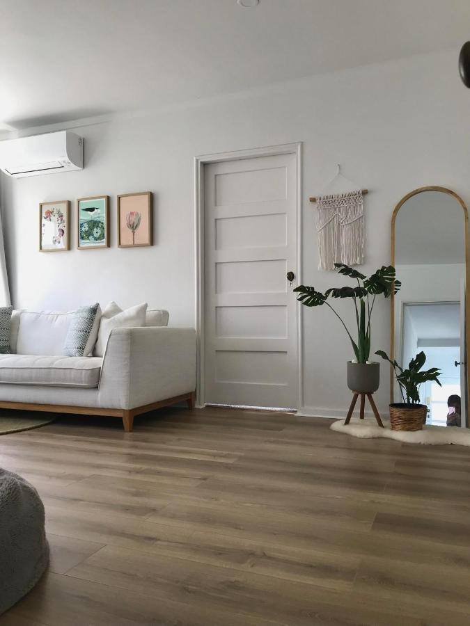 Bright & Comfy Stay In Newly Renovated Home With Parking Auckland Exterior foto